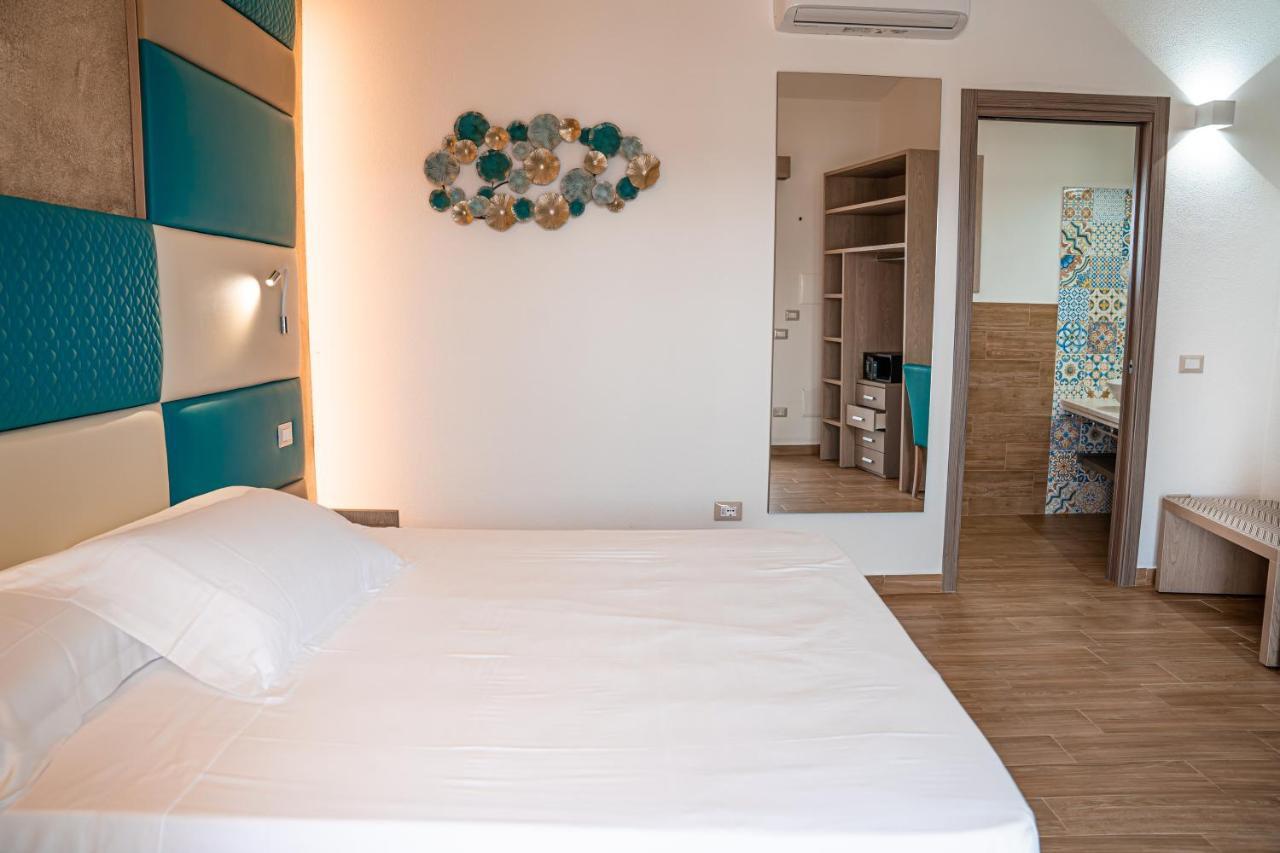 Aqua Sardinia Boutique Hotel Budoni Buitenkant foto