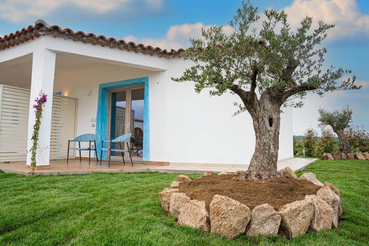 Aqua Sardinia Boutique Hotel Budoni Buitenkant foto