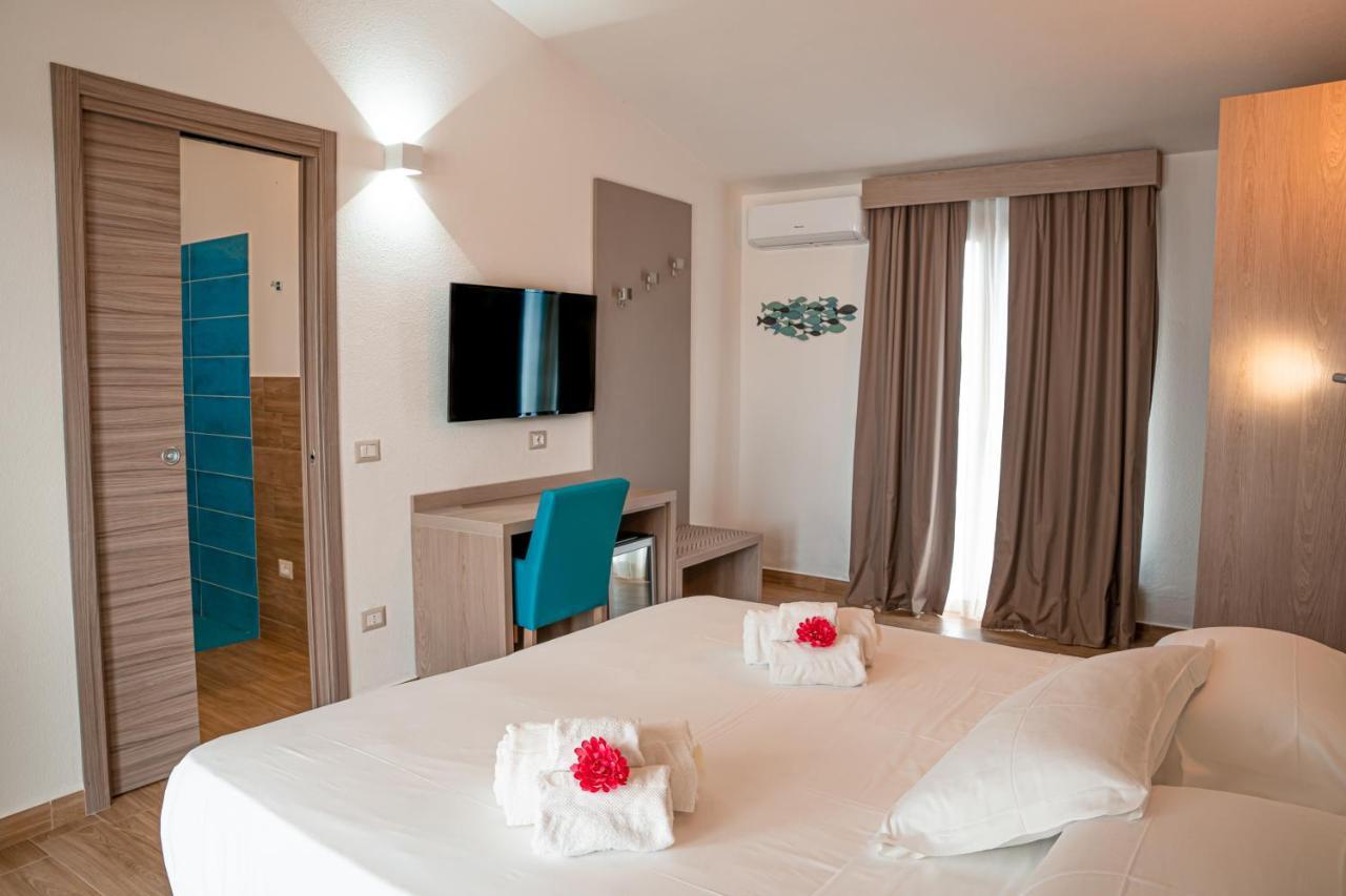 Aqua Sardinia Boutique Hotel Budoni Buitenkant foto