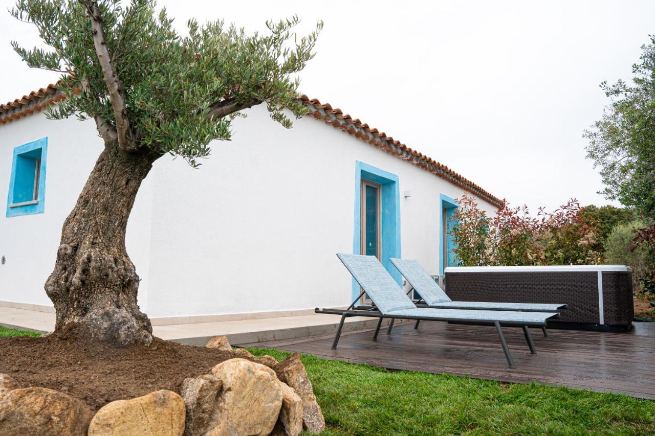 Aqua Sardinia Boutique Hotel Budoni Buitenkant foto