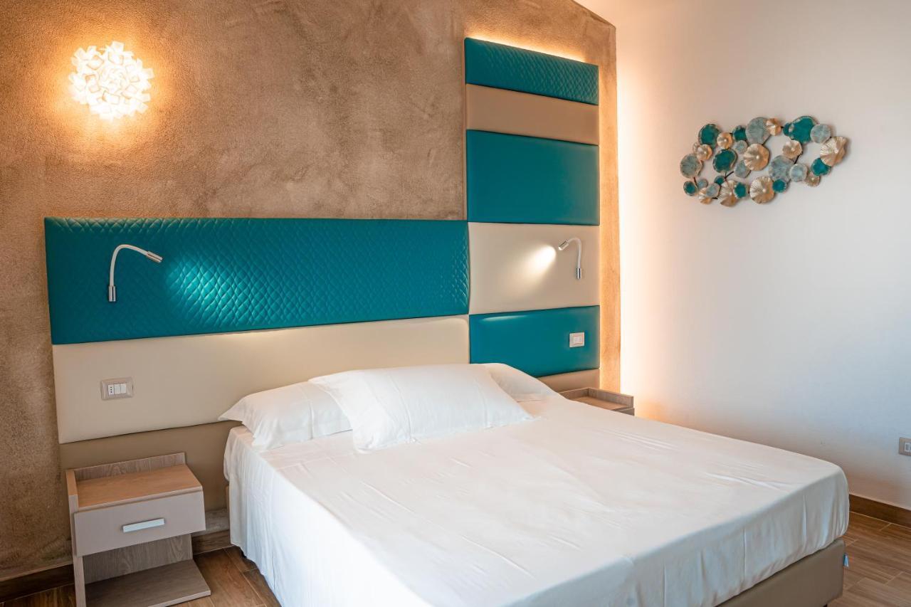 Aqua Sardinia Boutique Hotel Budoni Buitenkant foto